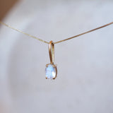 10k Gold Sunlight Oval Gemstone Necklace - Moonstone