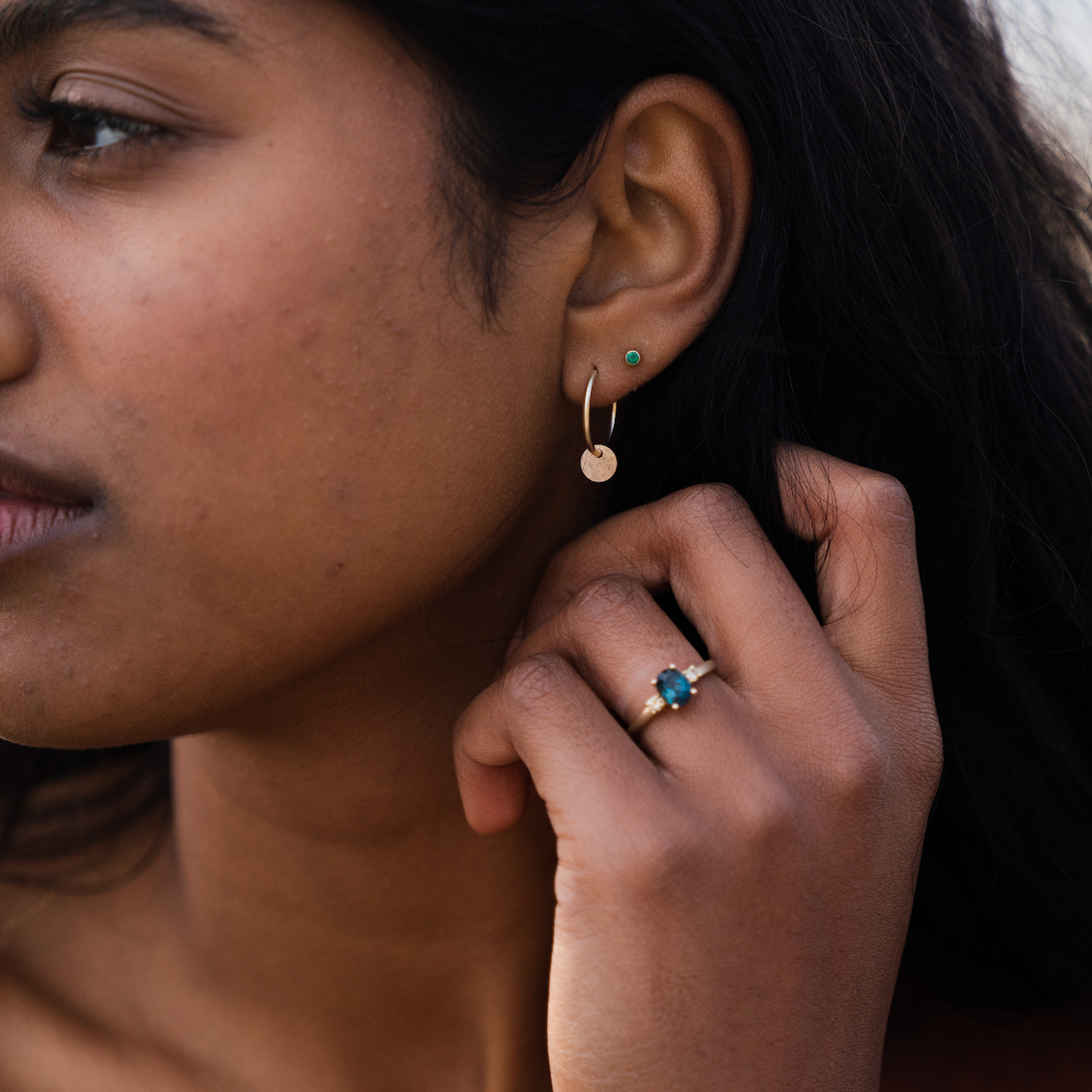 10K Gold Sleeper Hoop with Flair