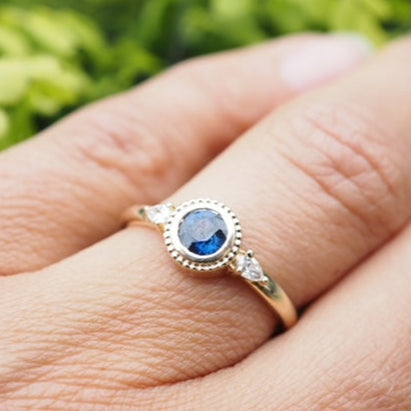 Thea Ring