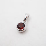 Pendentif en cristal pierre de naissance