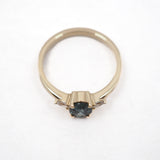 Bague ovale saphir Montana avec diamants couleur champagne