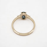 Bague ovale saphir Montana avec diamants couleur champagne
