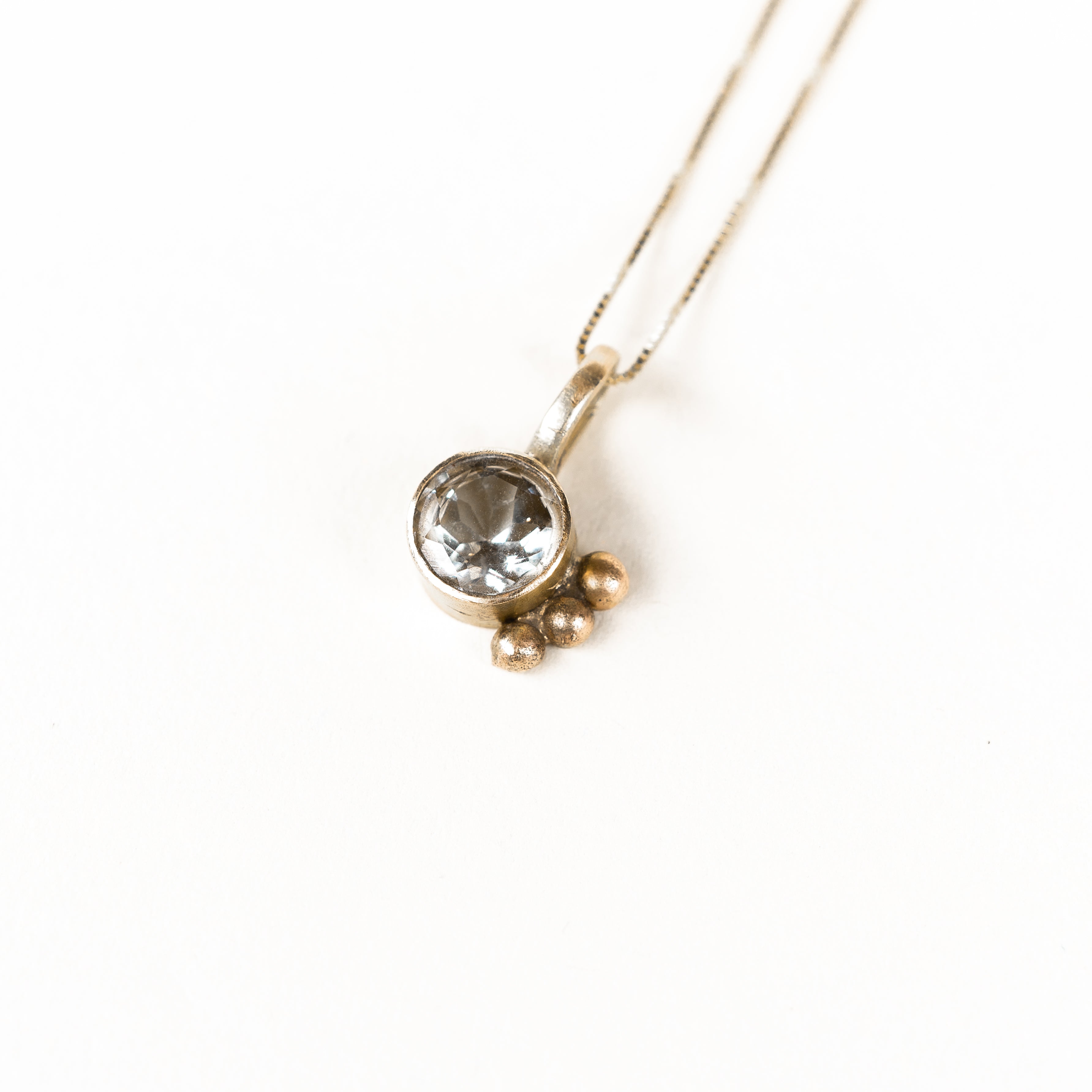 Necklaces gold deals price